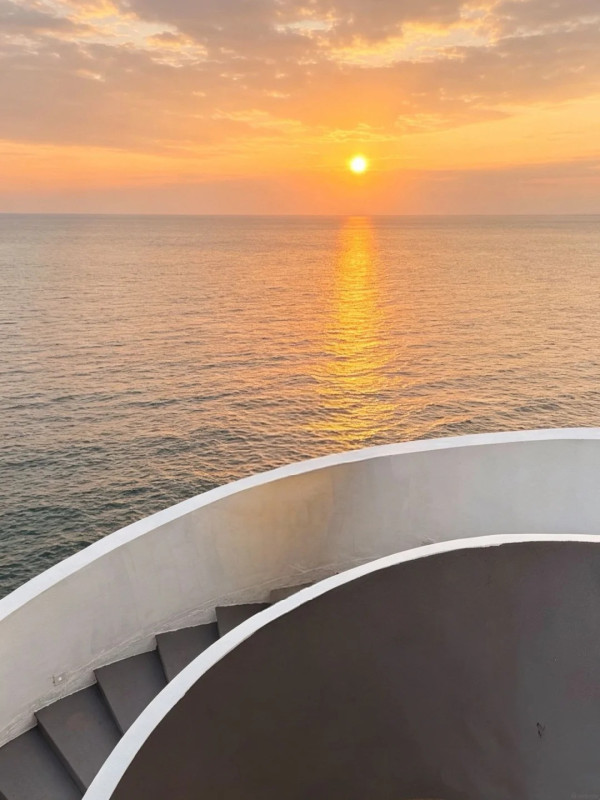 深圳大鵬夕陽溶洞海景餐廳 必去洞穴無邊泳池、浪漫海上鞦韆 附交通地址 