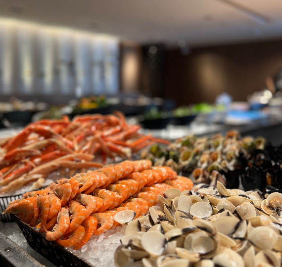 東涌喜來登全新深海巨蟹主題自助餐6折優惠  任食炙燒蟹腳／避風塘炒蟹鉗／蟹肉雞尾杯