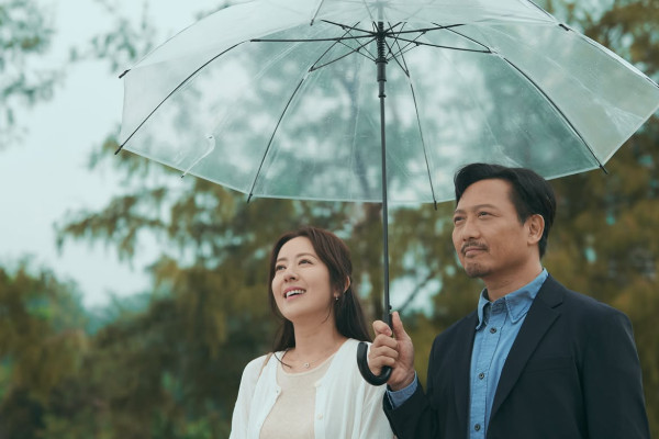 日落下的彩虹｜唐诗咏跨台首演ViuTV新剧演复杂人母！亲回演技获激赞：不要用一台去框住演员