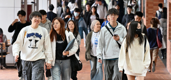如果同学在JUPAS放榜后,获八大或SSSDP课程录取,更可申请退款。(图片来源:HKET)