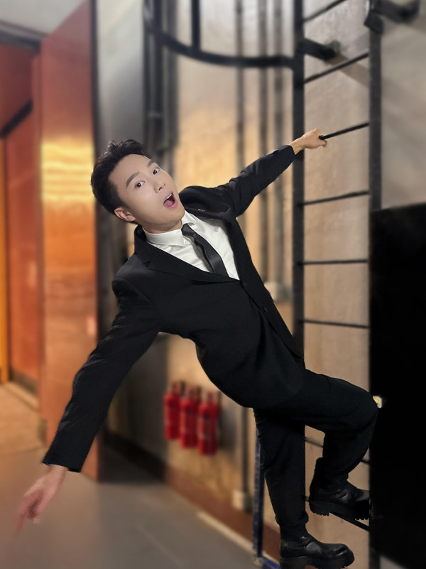 “风少”陈浚霆惊传意外严重过敏险毁容！欧游出事全身布满红斑留院5天