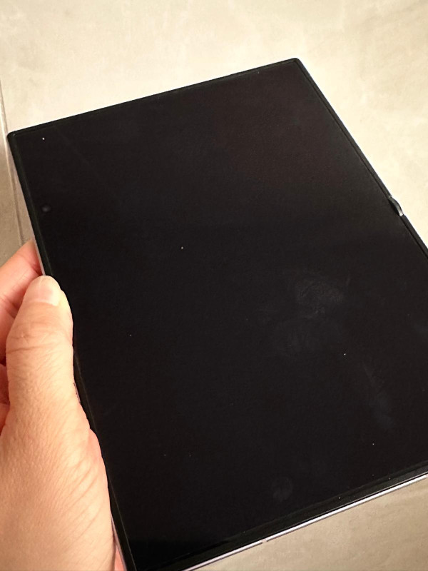 【Samsung Galaxy Z Fold8開箱】優缺點實機評測一鍵叫Gemini！薰衣草紫9.7mm超薄摺機女士小廢包輕鬆攝