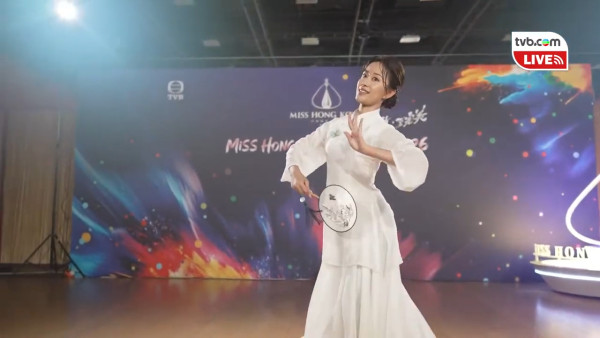 香港小姐2026|12强佳丽才艺预热决斗!6号邝蔚晴型爆“脱掉”打碟 5号魏欣舞功强劲晒A4腰