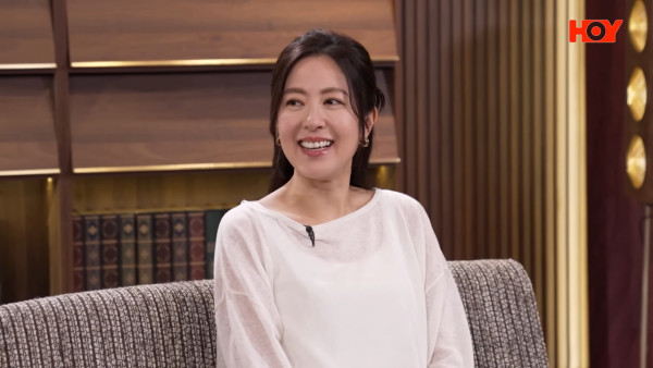 唐诗咏剖白15年前丧母遗憾未见最后一面！镜头前泪崩揭离巢TVB真正原因