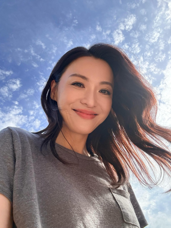 惊传朱晨丽突然闪婚报喜秘密嫁人结婚？闺蜜陈炜爆口6个字疑似泄密