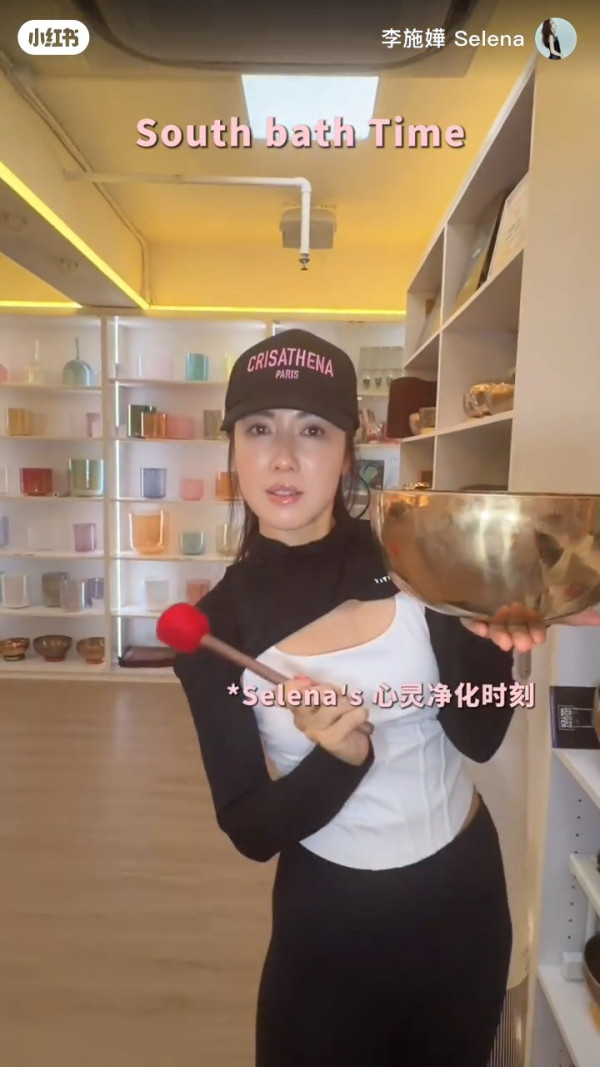 45歲李施嬅兩度被飛後公開單身生活！一舉動證明恨脫單仍然渴望愛情