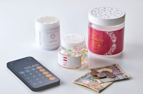 日本《MONOQLO》12款座枱式空氣清新劑評測（圖片來源︰《MONOQLO》）