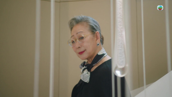 夫妻的博弈｜《嚦咕嚦咕》「奶奶」黃文慧驚喜登場！相隔40年重返TVB全因一原因