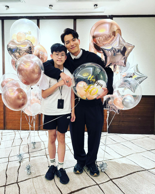《愛回家》童星Philip仔暫別幕前久違現身！15歲近況暴風長高蛻變帥氣少男