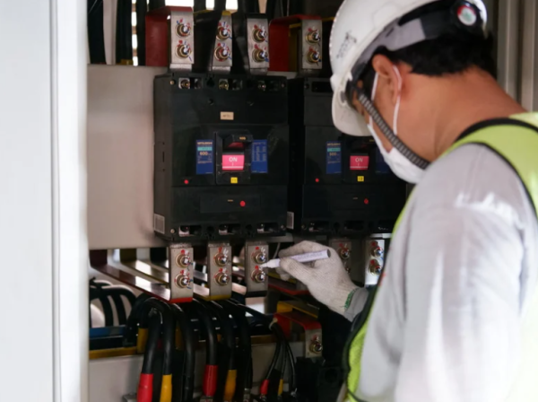 水電工入行，圖片只供參考（圖片來源︰Canva）