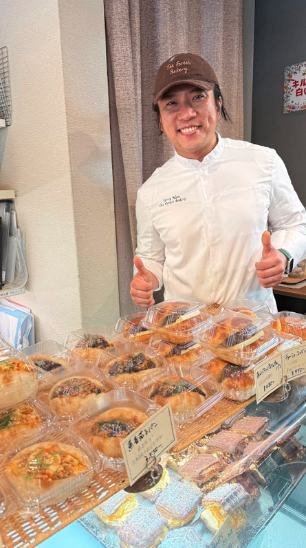 森林麵包神戶港式料理系列登場！黯然銷魂菠蘿包/魚香茄子包/沙嗲牛肉包