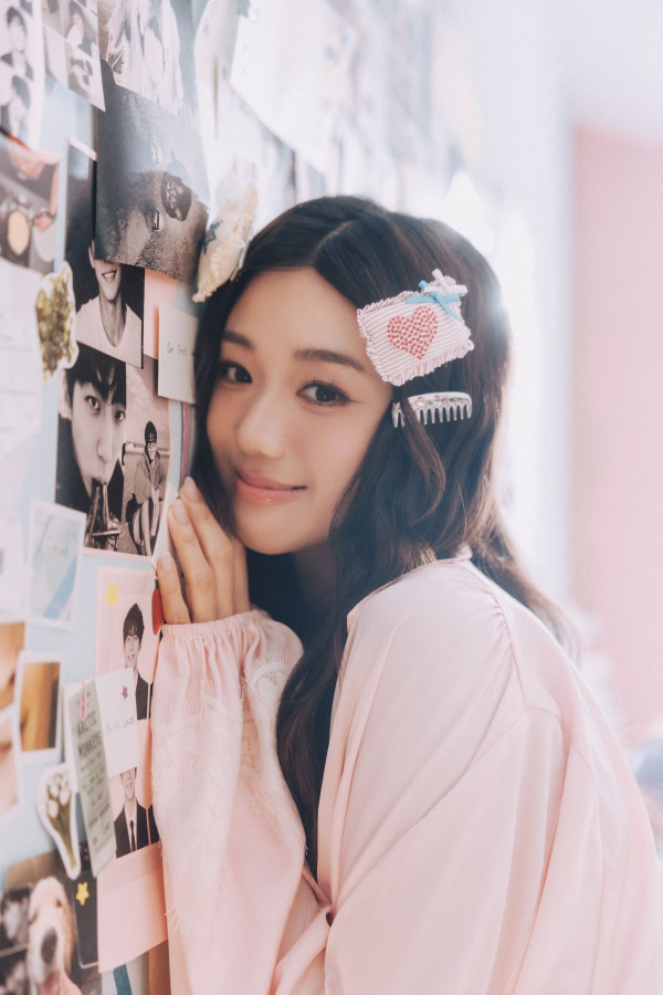 VIVA成員Carina李晞彤第二首solo歌《半夜跳進你限動》面世!自爆拍拖理想型︰鍾意犬系男友