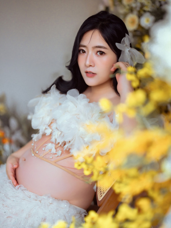 33歲女藝人報喜宣佈誕下囡囡！感動撰文「一切都很不真實」走出兩年前小產傷痛