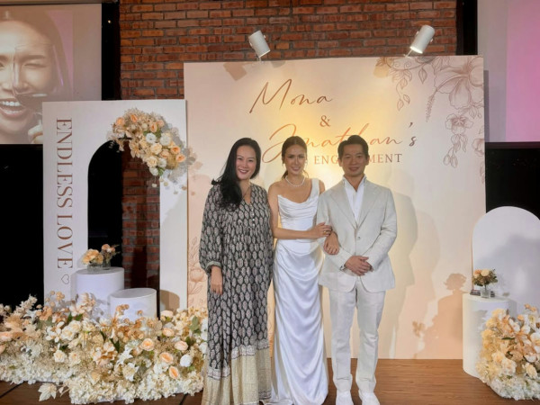 佘诗曼同届港姐息影18年罕有露面!52岁女强人超强冻龄甜美气质依旧