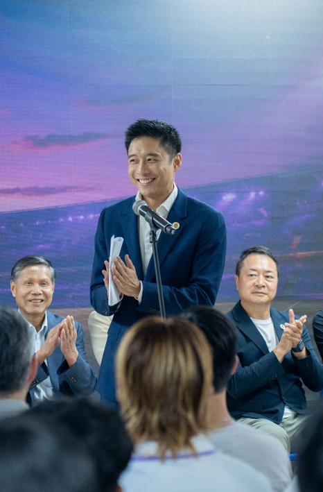 COLLAR成員Gao與Candy擔任球隊大使!衣錦還鄉出戰沙田運動場唔驚做「燈神」