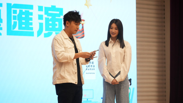 林夏薇與灣仔老友記同樂展善心！大開金口獻唱表演魔術！借親身經歷提醒關注眼睛健康