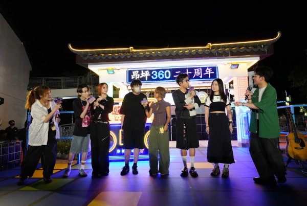 叱咤903星空下音乐会|张蔓姿moon tang音乐盛会浪漫登场 Gordon Flanders翻唱张国荣《左右手》