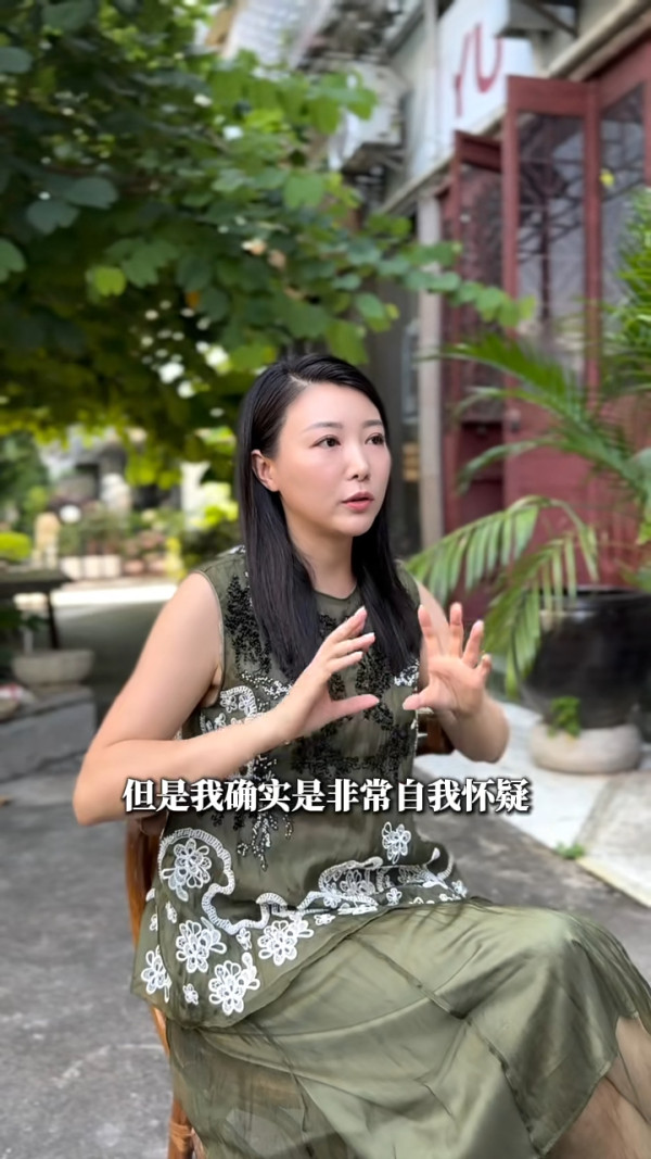 前TVB力捧花旦自曝因绯闻曾患被害妄想症！离巢12年后首度剖白星途毁于一旦
