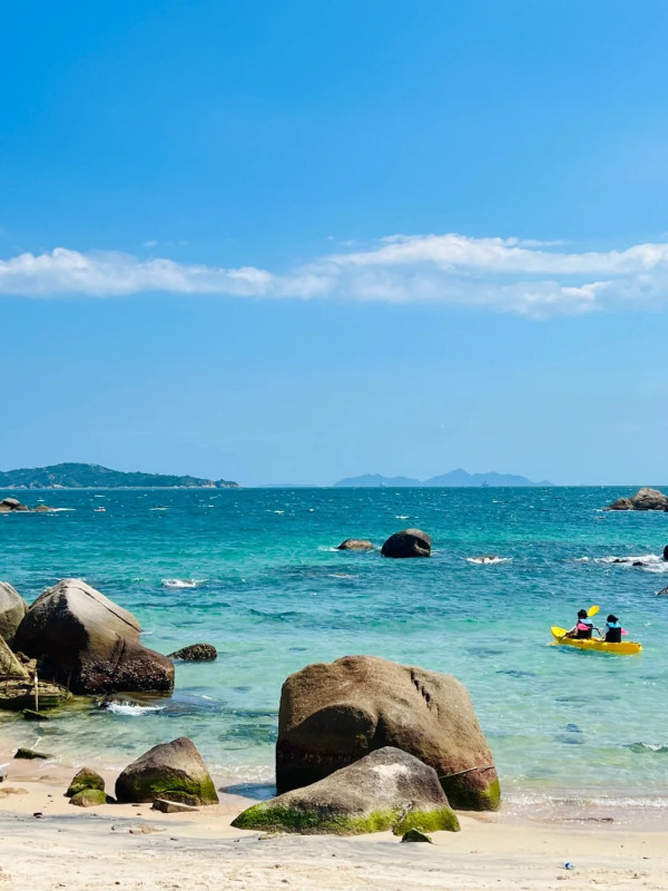 三角洲島(圖片來源:小紅書@小鱼爱旅游🐟) 深圳近郊7大隱世海島秘境附交通地址!絕美玻璃海、夢幻風車陣、海邊度假酒店