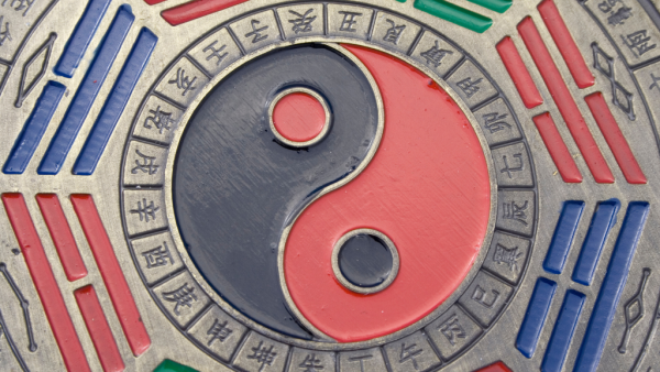手机壁纸乱用随时招厄运?陈定帮揭4大手机桌布禁忌 教换4类图极速招财招贵人旺桃花