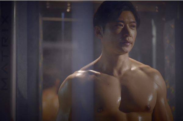 三代同糖｜Terry李偉健唯一倖存者過渡處境劇！爆肌香港先生傻氣形象真實年齡令人震驚
