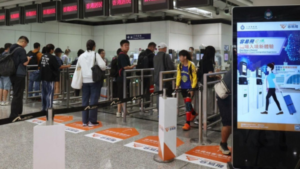 民生熱話｜香港冷氣消失？網民揭4大變熱主因 呻地鐵商場勁臭勁焗
