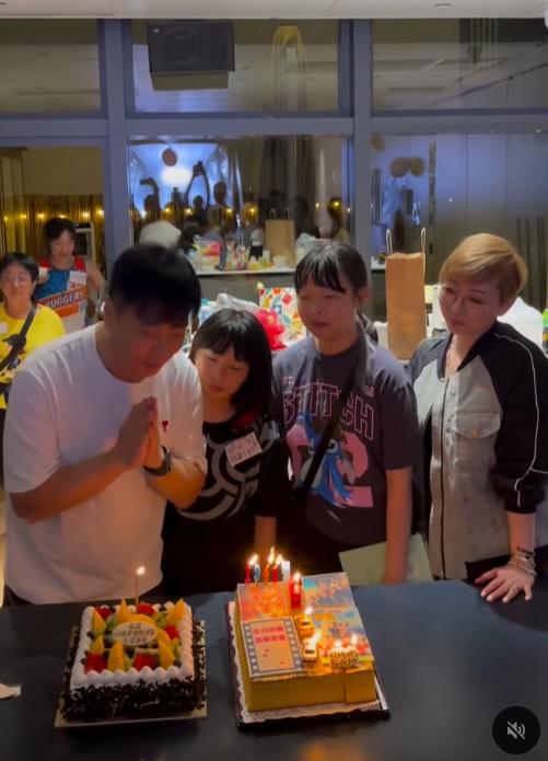 錢嘉樂61歲生日全家福曝兩女兒顏值變化！13歲大女青春期一舉動獲讚好有家教