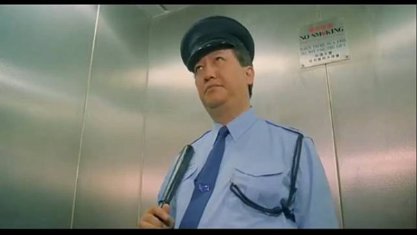外劳大晒香港做保安工资单！自爆月薪连加班费竟有19K引热议！人工高过香港人？网友拆粮单质疑“点计算？”