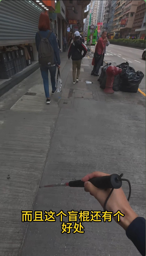 內地視障客實測香港無障礙!激讚港鐵盲道直通閘機 揭1神級設施應推全國