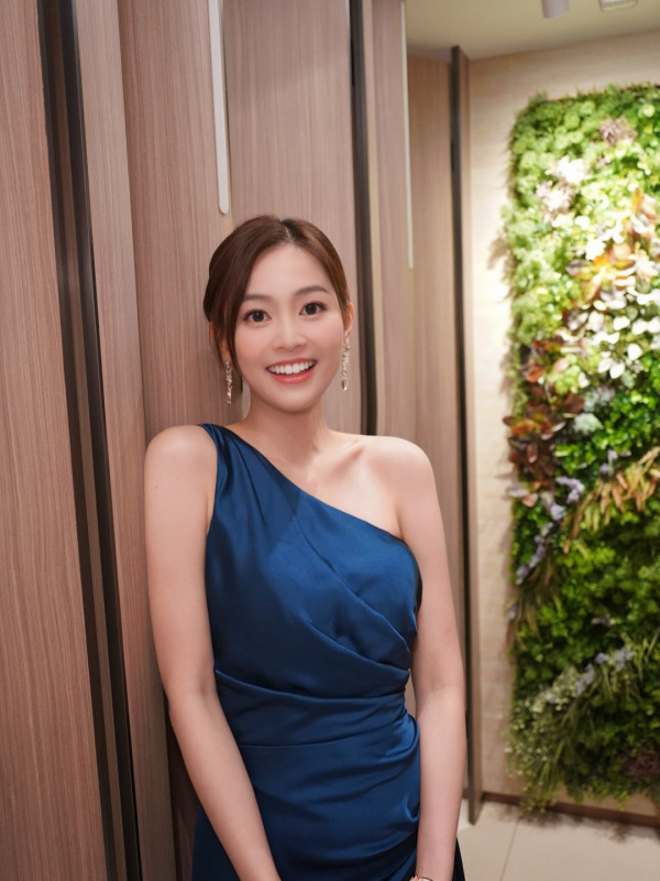 郭柏妍被挖中學舊照青澀樣貌曝光!12年前戴眼鏡雙目無神變化極大判若兩人