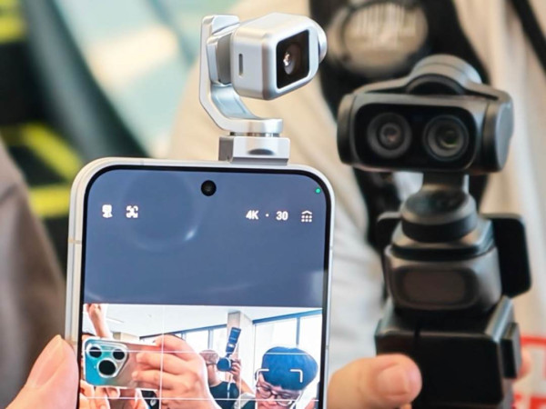 HONOR Robot Phone 發佈會直擊：4DoF 鈦合金機械雲台 + ARRI 電影級色彩上手玩 萬元有找開創旗艦新標準