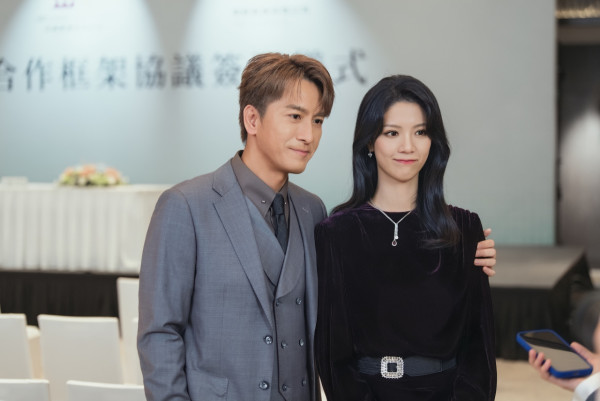 夫妻的博弈陳曉華角色全解構:霸氣千金女強人造型藏魔鬼細節 紅唇貴氣女人味滿瀉