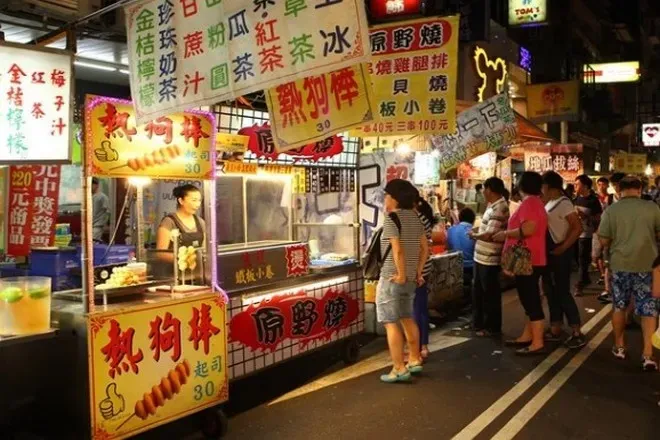 圖片來源:永安旅遊網站 台北溫泉旅行團5大推介!出海賞鯨豚、獨家私人湯屋、米芝蓮必比登美食