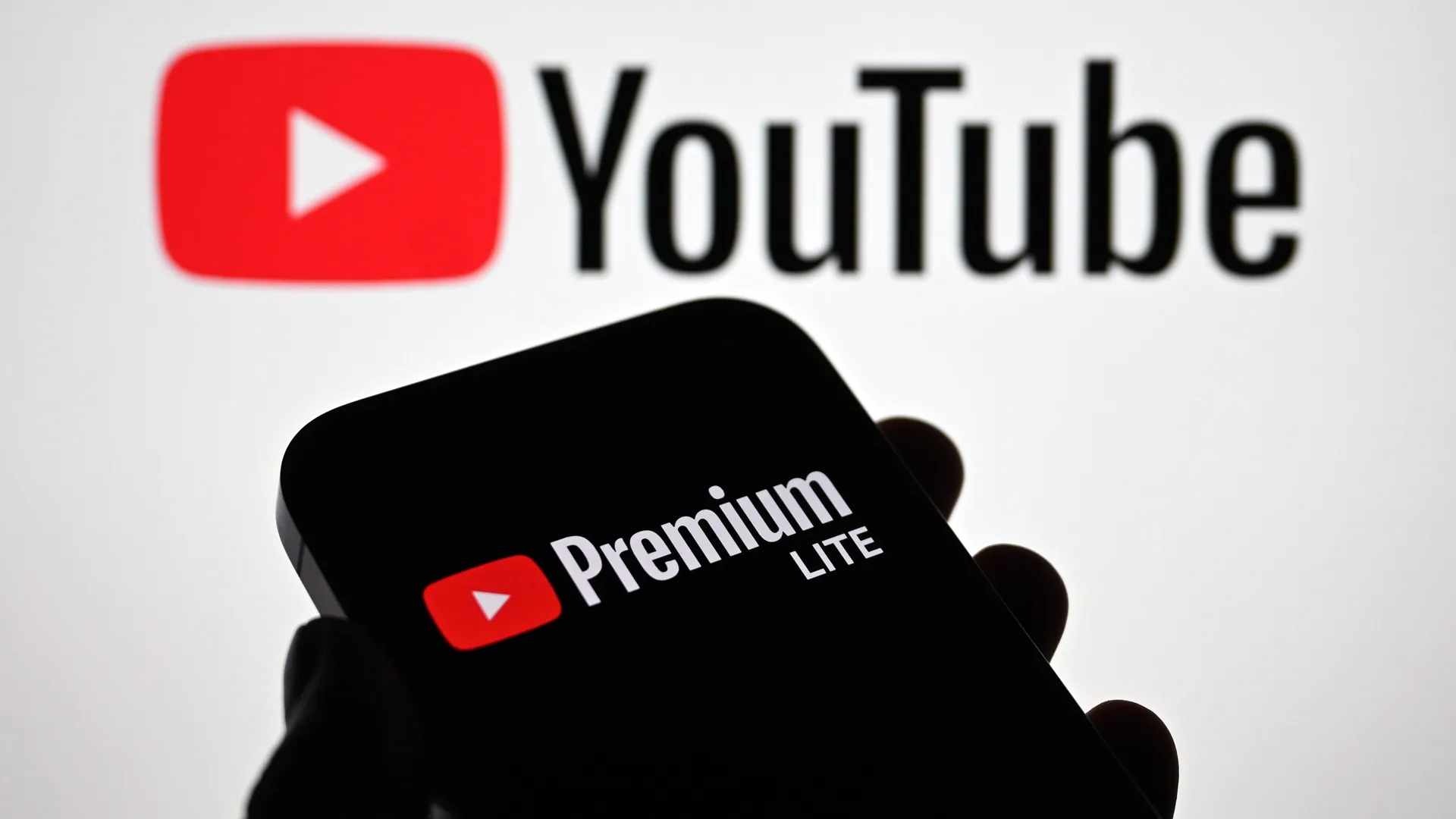 YouTube免廣告新選擇！平價版Premium Lite香港開放 一類用家可免費領取【教1招訂閱直接慳$20】