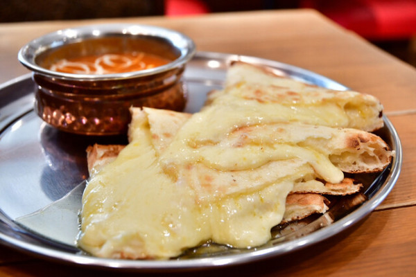 圖片來源:tabelog Threads網民狂推日本Naan!東京必食6間印度餐廳 邪惡明太子/蜂蜜拉絲芝士印度烤餅