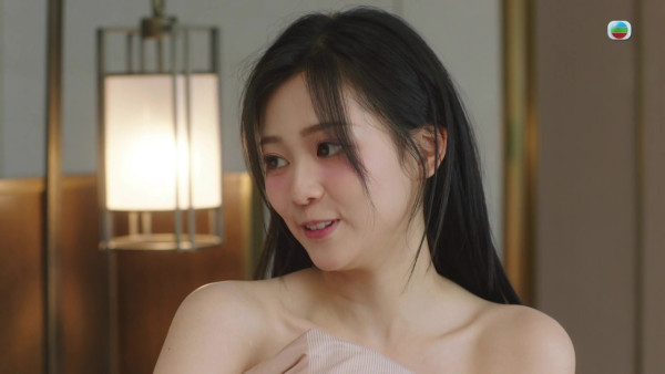 夫妻的博弈｜郭柏妍素顏上演「烏Wear苦命家嫂」晒強超反差萌姣嗲晒多元演技
