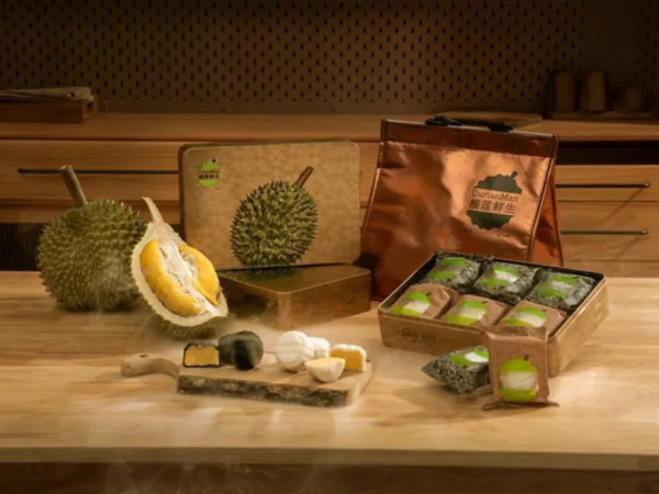 中秋榴槤月餅2026｜全港10大榴槤月餅推介合集！KitKat威化貓山王冰皮/皇玥爆漿流心/黑刺冰皮 快閃買一送一！