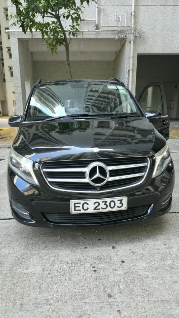 Uber Elite 實測｜將軍澳去機場坐 Benz V-Class 夠舒適　西裝司機迎賓＋零食水招待