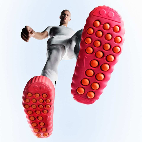 圖片來源:Nike官網 出遊暴走不累腳!人氣穆勒拖鞋5款推介 最平5入手Timberland/adidas復古麂皮/HOKA厚底神鞋