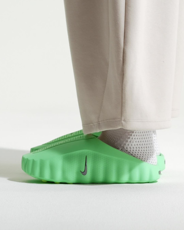 圖片來源:Nike官網 出遊暴走不累腳!人氣穆勒拖鞋5款推介 最平5入手Timberland/adidas復古麂皮/HOKA厚底神鞋