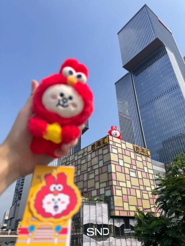 圖片來源:小紅書@后海汇 深圳南山LINE FRIENDS × 芝麻街快閃展!巨型IP裝置/限定巴士免費影 即睇8大打卡位