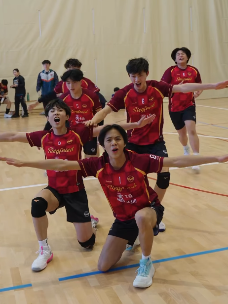 謝霆鋒16歲細仔Quintus排球賽影片瘋傳!目測突破180cm高顏值神複製張栢芝