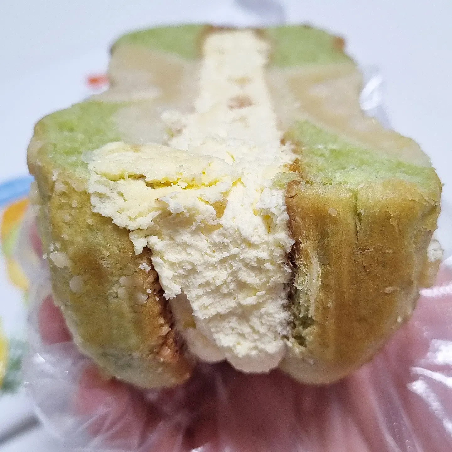 韓國CU便利店美食必試人氣10大推介！杜拜朱古力曲奇、YOZM希臘乳酪、3D水蜜桃雪糕做宵夜一流 