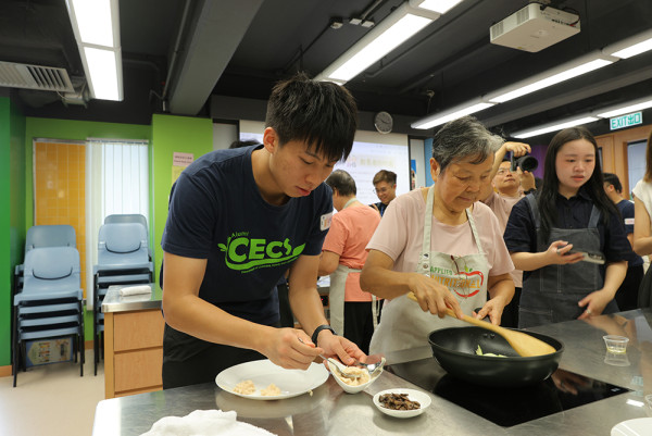 【跨代共融】互相學習，傳承智慧！中電 x 職業訓練局「同行齡距離 跨代共融計劃」跨代CP正式畢業
