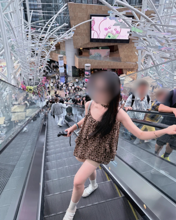 打卡好去處｜旺角長電梯變港版Shibuya Sky？網民驚訝 揭九龍灣1地方隱世夜景