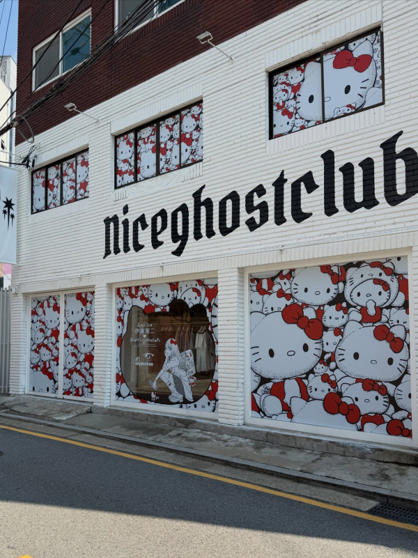 圖片來源:IG@niceghostclub 韓國NICEGHOSTCLUB×伊藤潤二×Sanrio夢幻聯動!推13款商品可愛又詭異極反差!