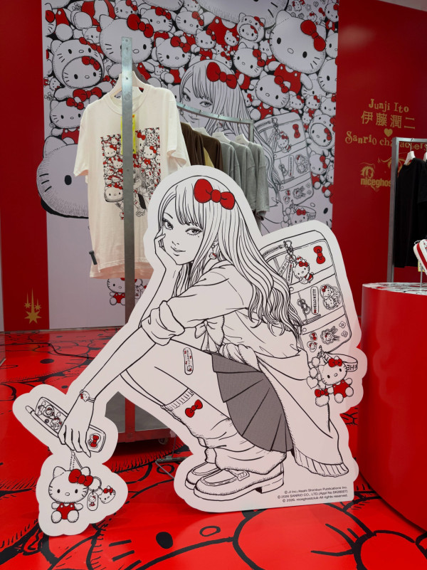 圖片來源:IG@niceghostclub 韓國NICEGHOSTCLUB×伊藤潤二×Sanrio夢幻聯動!推13款商品可愛又詭異極反差!