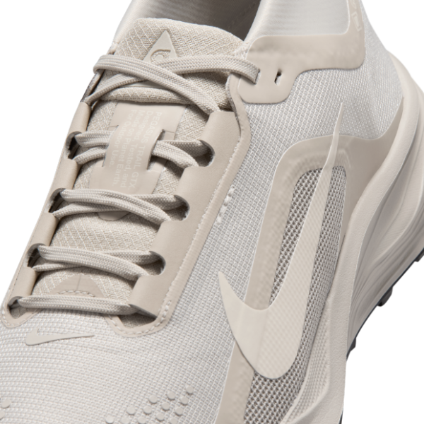 NIKE NIKE