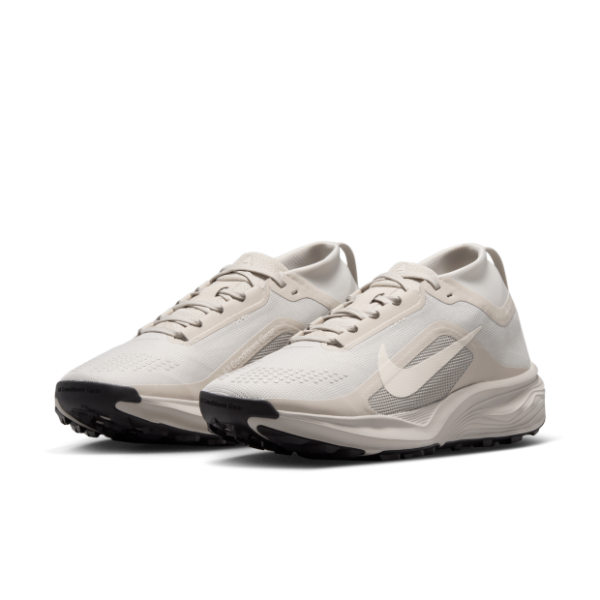 NIKE NIKE