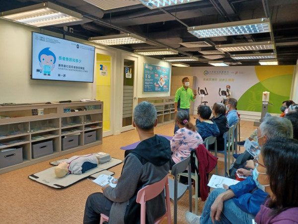 香港5大免費資源曝光！免月費做Gym／驗肺／送津貼！網民：唔用對唔住交稅爸媽